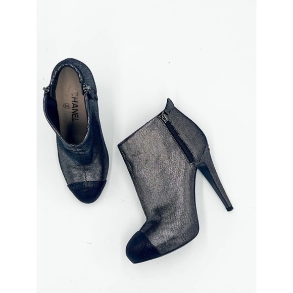 Chanel 2012 Interlocking CC Logo Boots Silver Metallic Size 37 - Picture 5 of 8